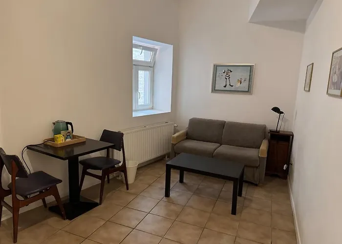 Centre De Bruxelles, Studio B